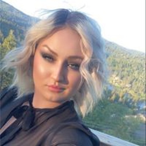 Julia Gorajewski’s avatar