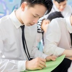 Đinh Tiến Hưng