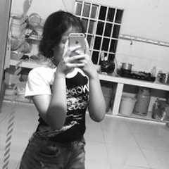 Ng Hoàng Khả Nhii