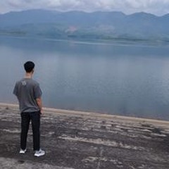 Nhật Khánh