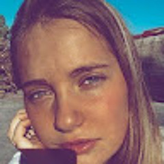 Leonor Aveni