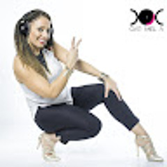 DJCARMELA