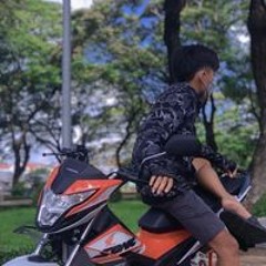 Văn Qui