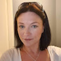 Diane MacKnight