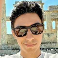 Μάνος Κοτρώνης