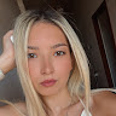 Aliciahagop adourian