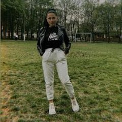 Настя Любимова