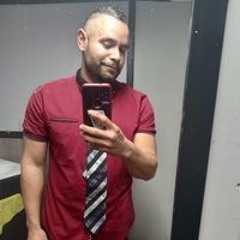 Tito Flores