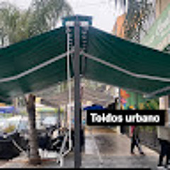 lorena Toldos urbano
