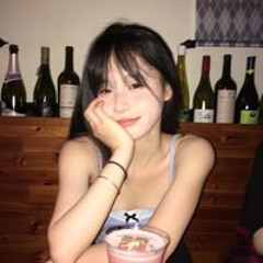 Thuỳ Lynh