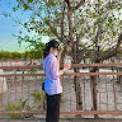 18.Phạm Ngân