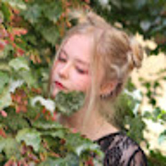 Настя Мартынова