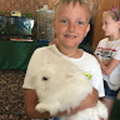 Максим Котов