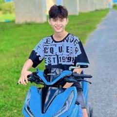 Tr Quốc Đạt