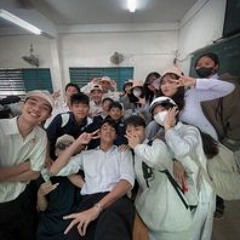 Mười Hai Ay Tám