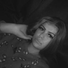 Alicia MC x