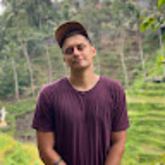 Денис Яковенко