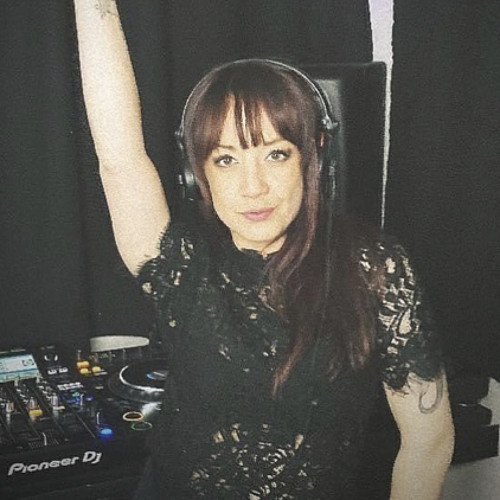 Minnie Gee - Deaf DJ’s avatar