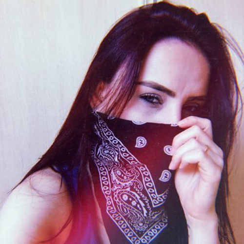 Ana Caroline Mueller’s avatar