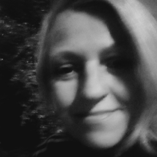 Un heard dance sets and pod casts