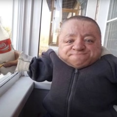заклеел залупу чела