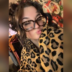 kairo kitana ☆*.♡•*.