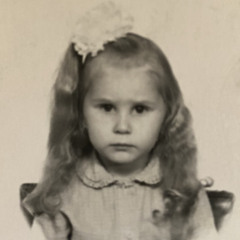 Мария Голова