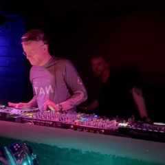 SIMON DAVID