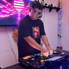 CAMILO ARANGO DJ