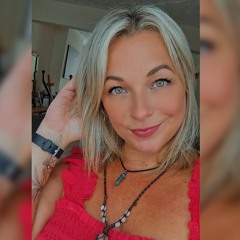 KellyM