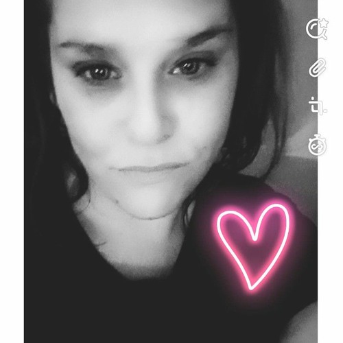 Laura Camden Lacey’s avatar