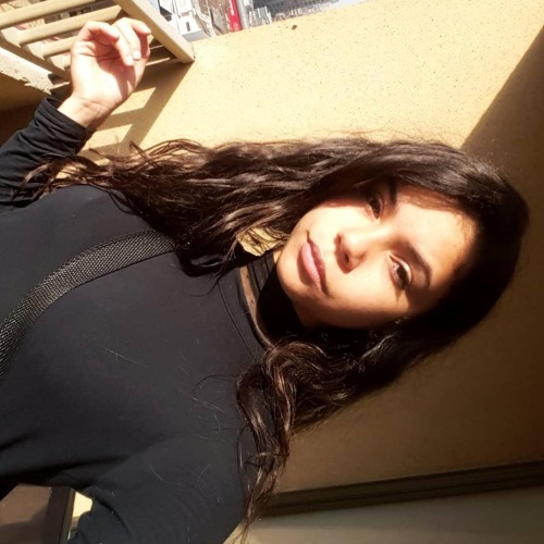 Vitoria Loa’s avatar