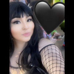 helena 🖤
