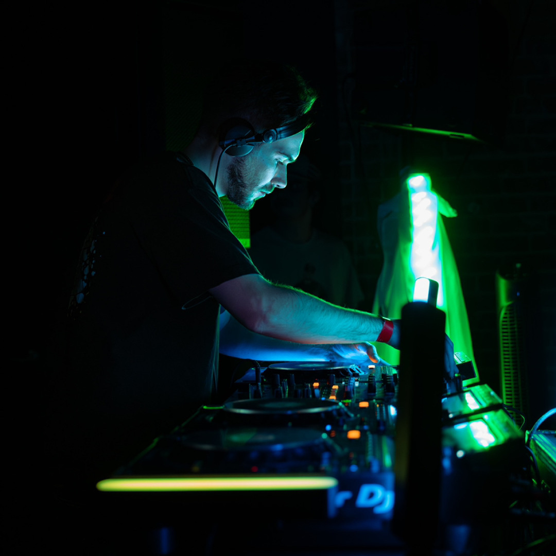 AKVDJ’s avatar