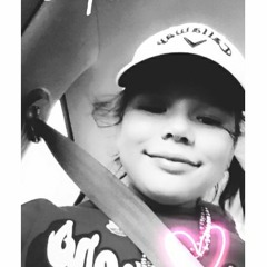 Mackenzie <3 (Read Bio)