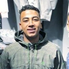 نزيه وشيك في الصور (feat. Karim Cristiano) (ملياسي زامل خاين)(MP3_160K).mp3