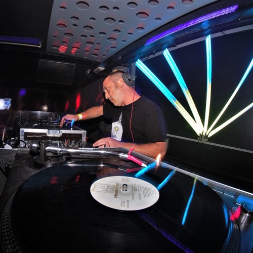 Dj seduction on my own - Bfresh and Slim  Remermix.FREE DOWNLOAD
