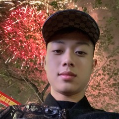Việt Hoàng
