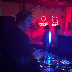 J Santos