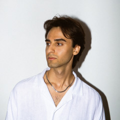 Aaron Raz