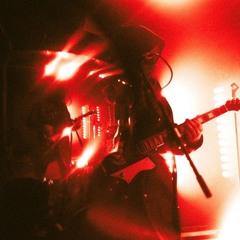 tremorsinmyskin