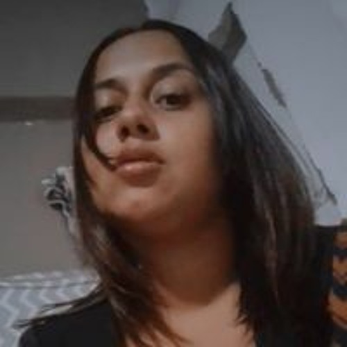 Carine Oliveira’s avatar
