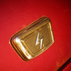 Glow11ng