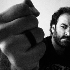 Banderas Mena Salmon