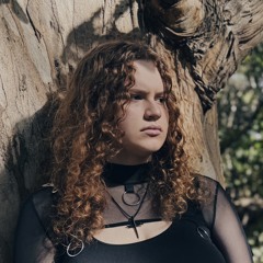 Ava Toton