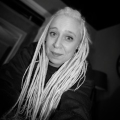 •   Uzyyy   •                      (Mi Mis)