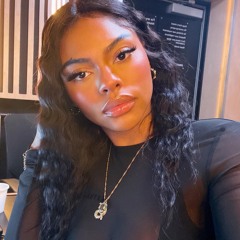 Naomi Christie