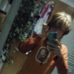 fangss (@manifestingourlife_)