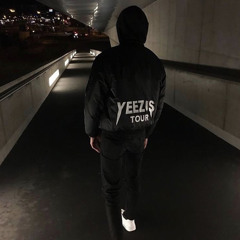 𝐀𝐳𝐨𝐳