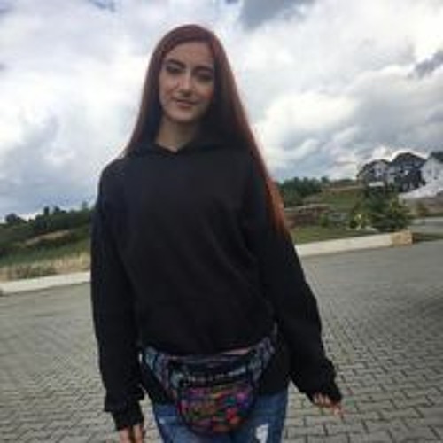 Petra Francesca’s avatar